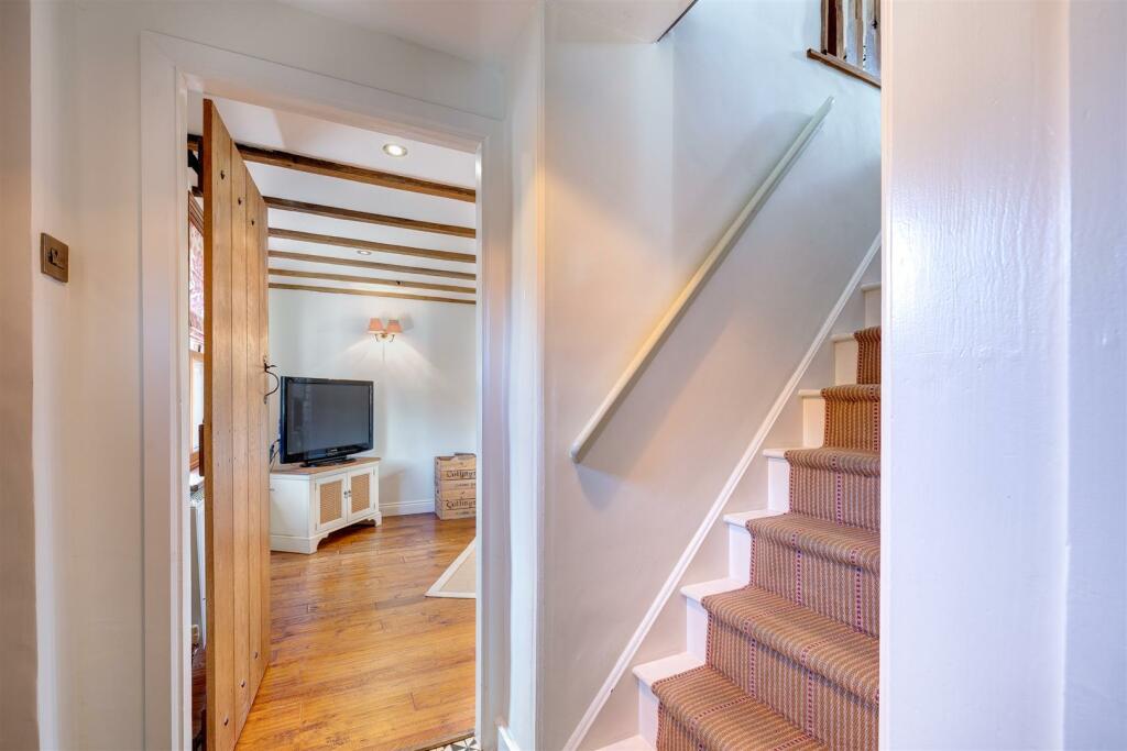 74 Main Street, Thornton