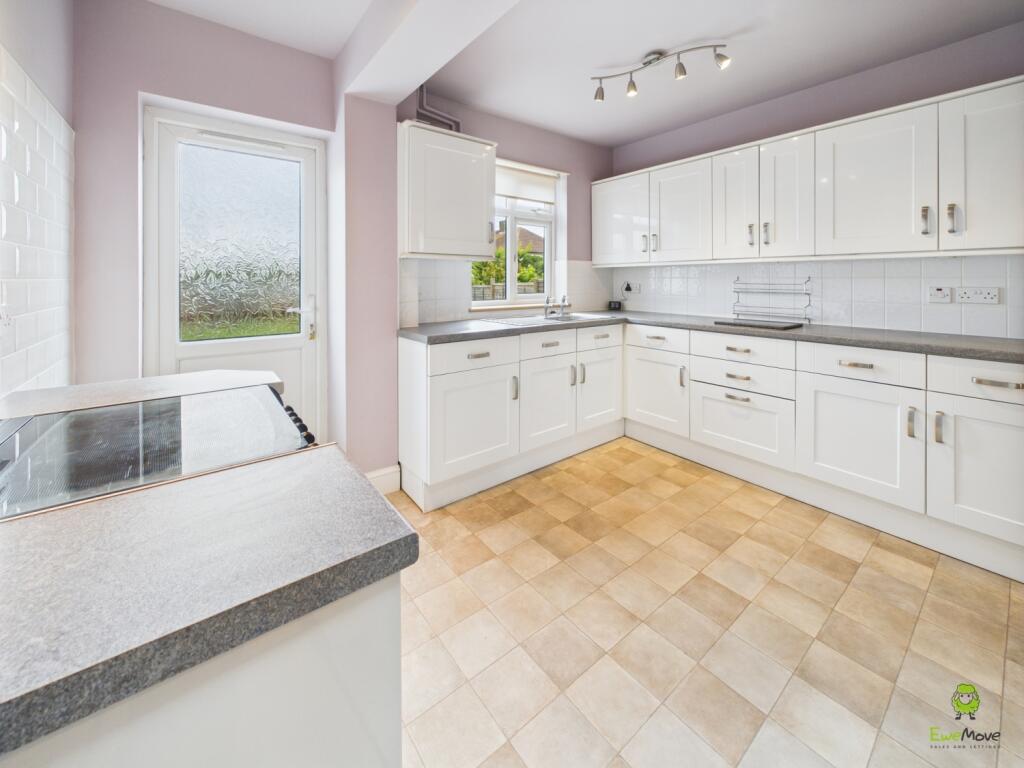 Presented by Clinton at EweMove Bexleyheath and Da