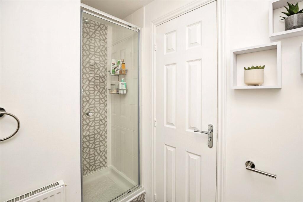 Master En-Suite