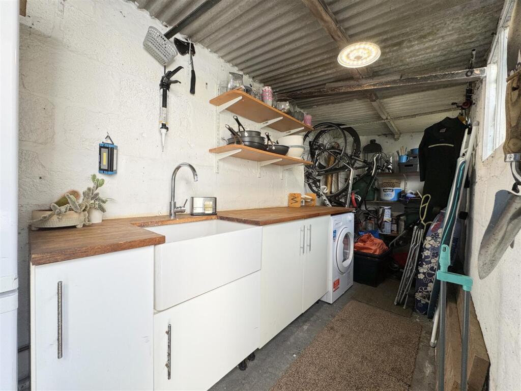 Utility Store
