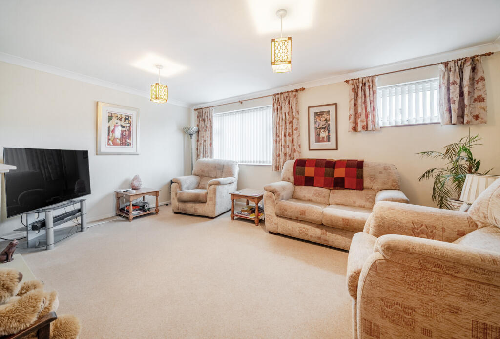 1384541-1-69286fe...