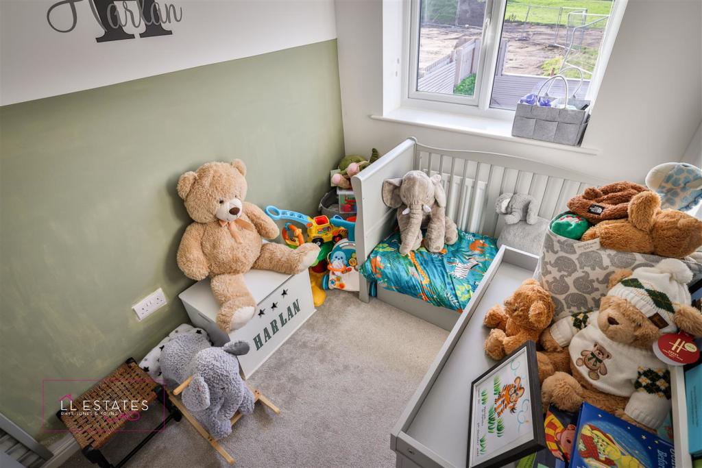 Bedroom 3.jpg