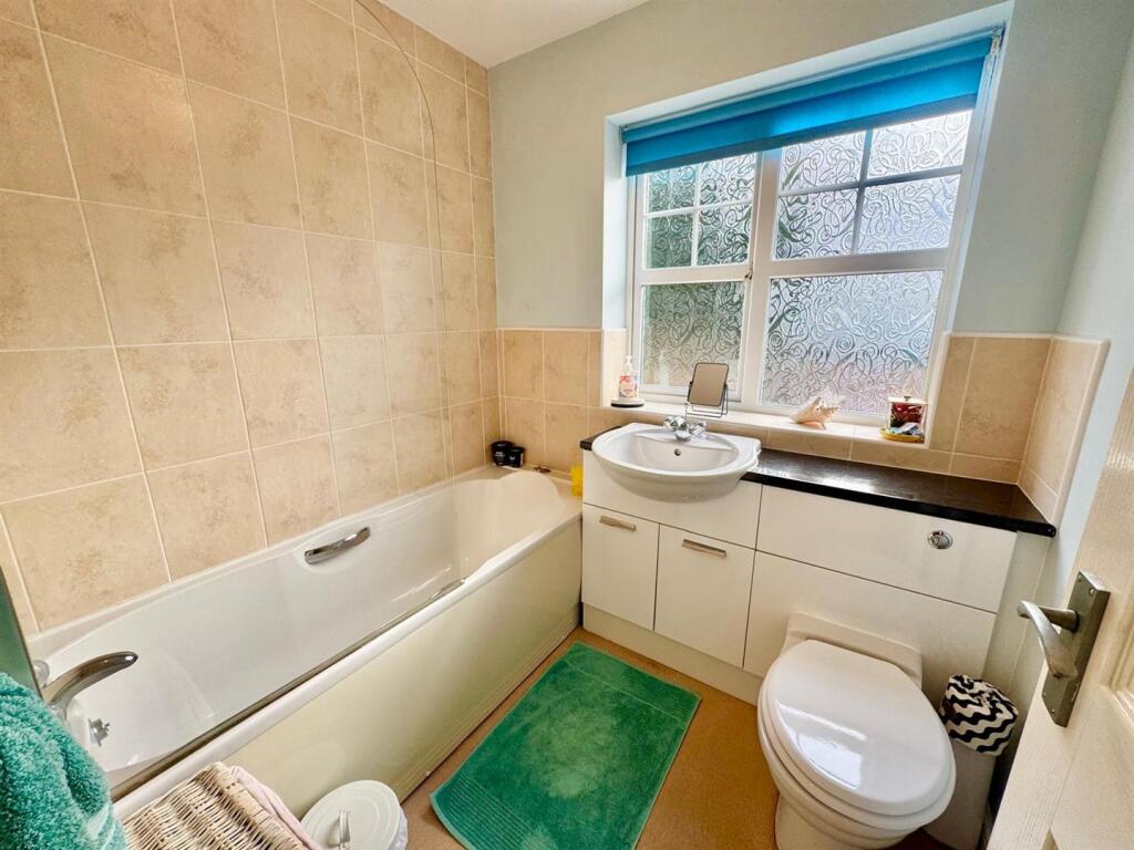 PHOTO-2025-11-25-23-33-25 (14).jpg