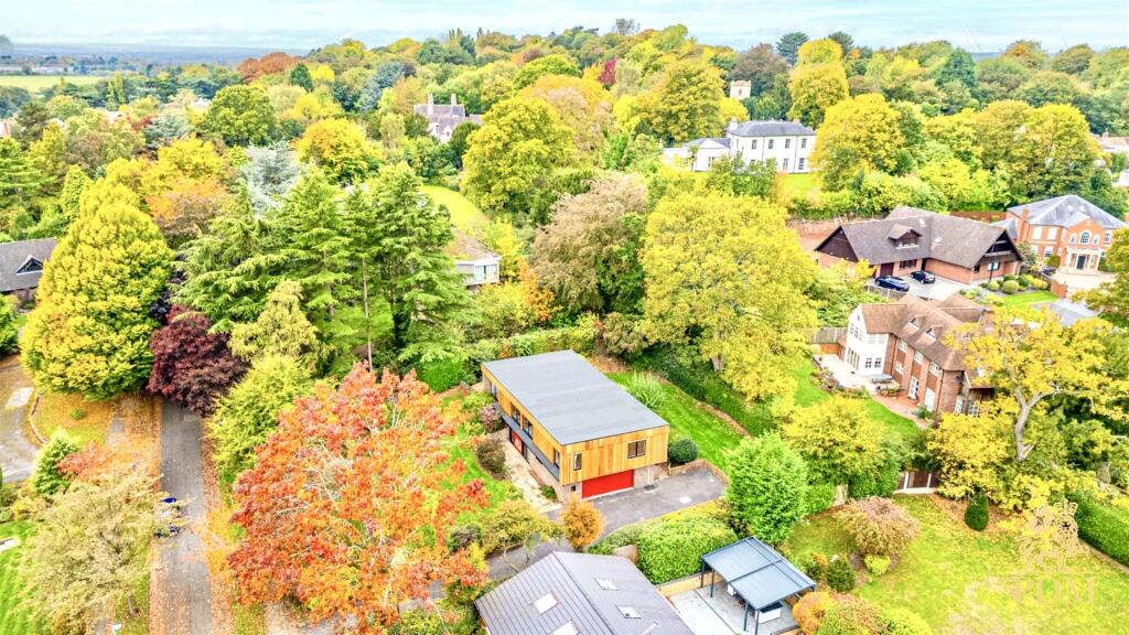8 Fern Close, Bramcote, Nottingham, NG9 3DF