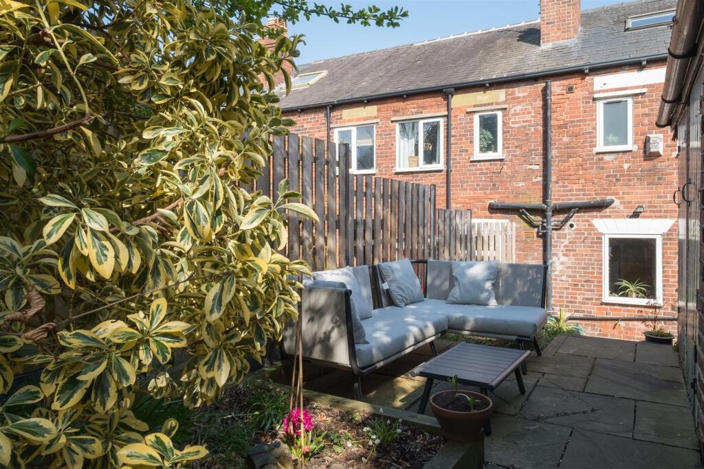 untitled (8 of 23).jpg