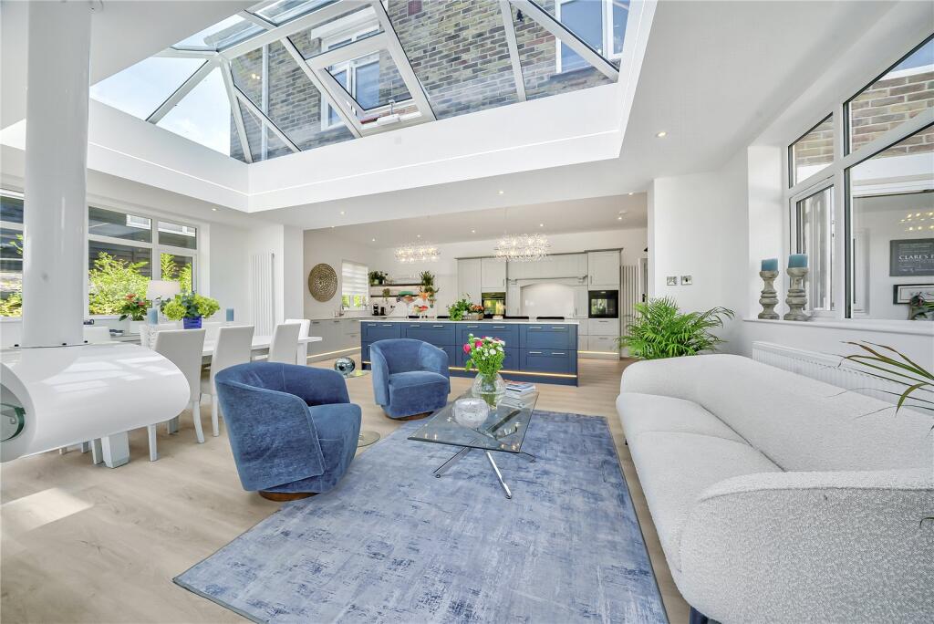 Kitchen Living Area