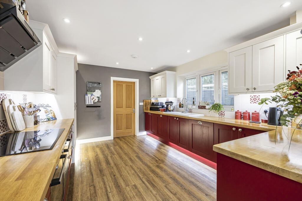 Kitchen 2