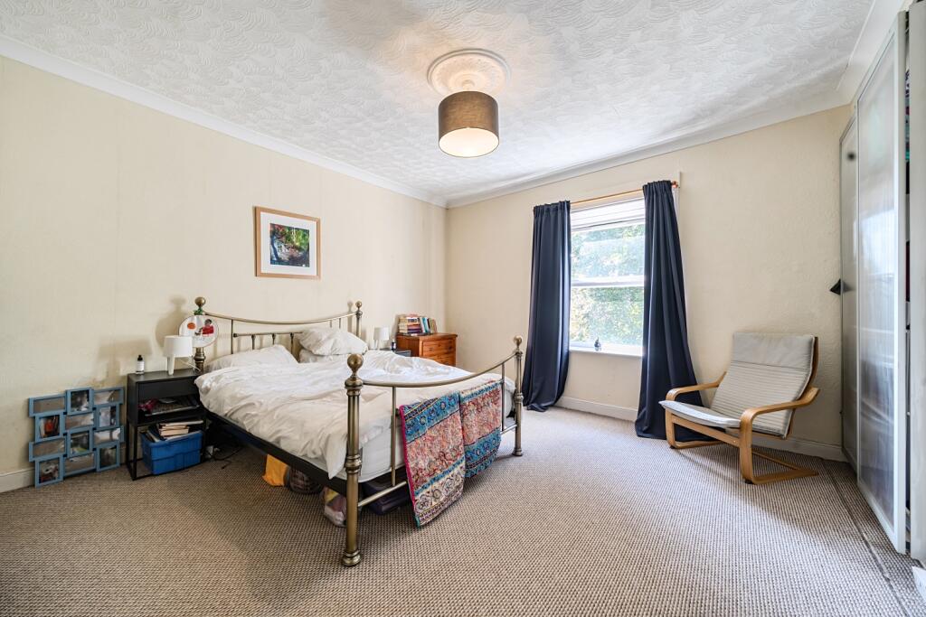 1344320-18-68beafd0ee6b0