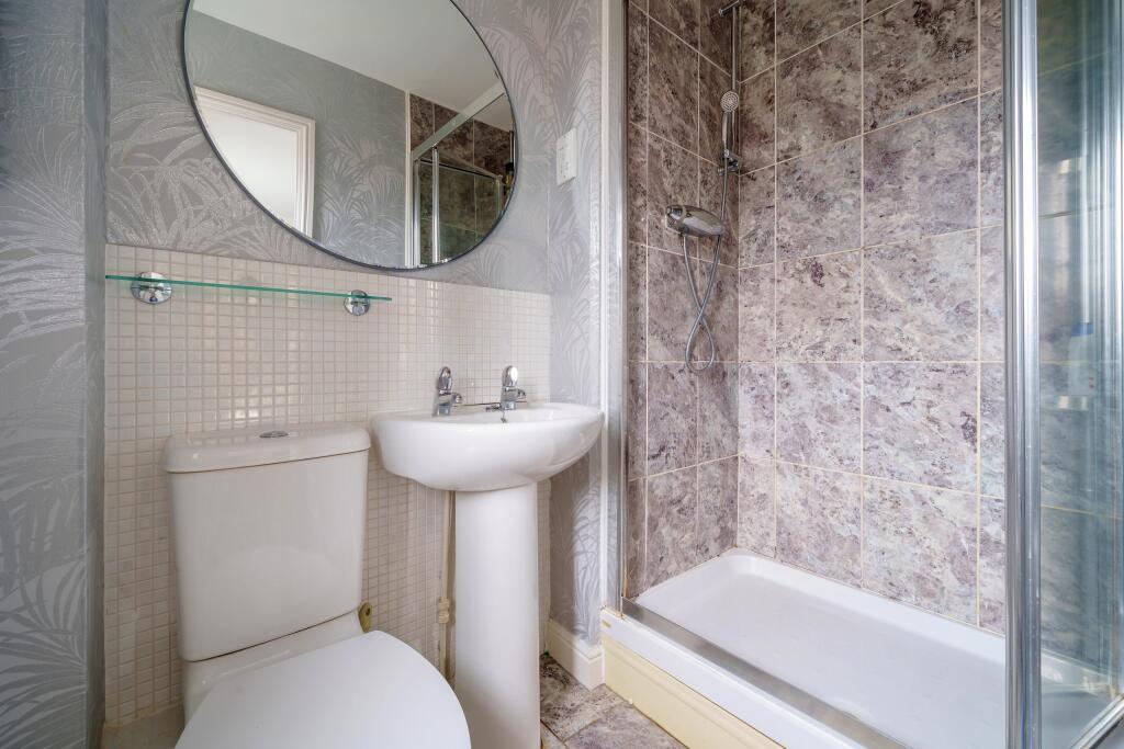 Ensuite Shower Room