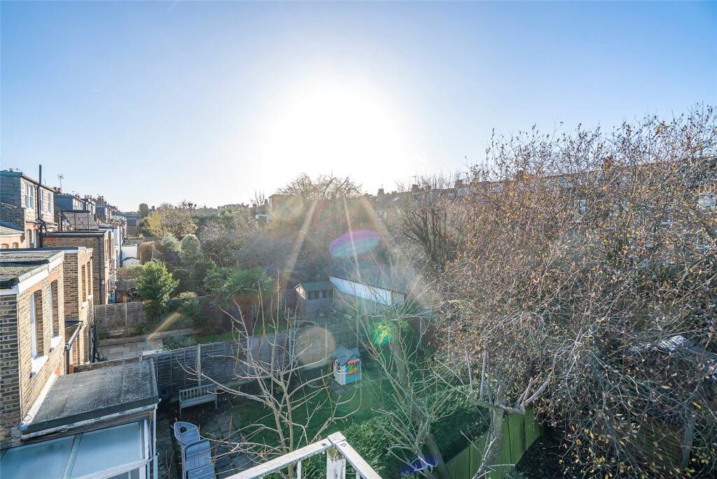 Roof Terrace Views B