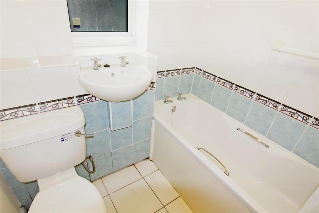 Blackfriars-Rushden-Wellingborough-Letting Agent-P