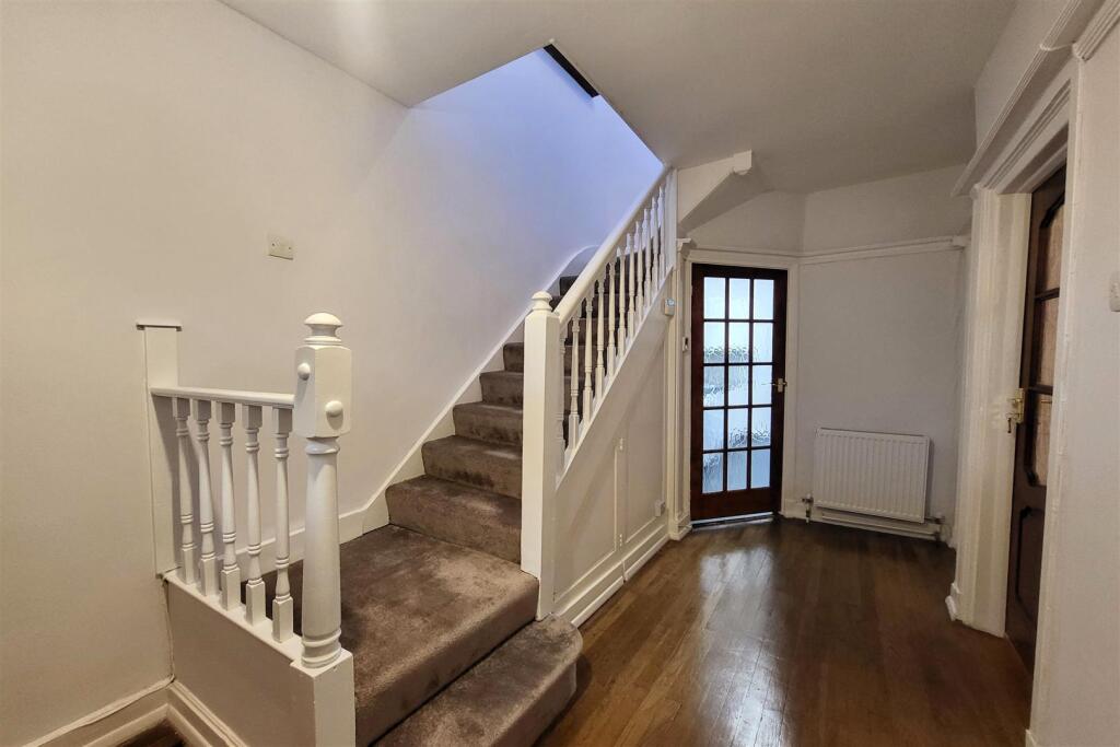 ENTRANCE HALL