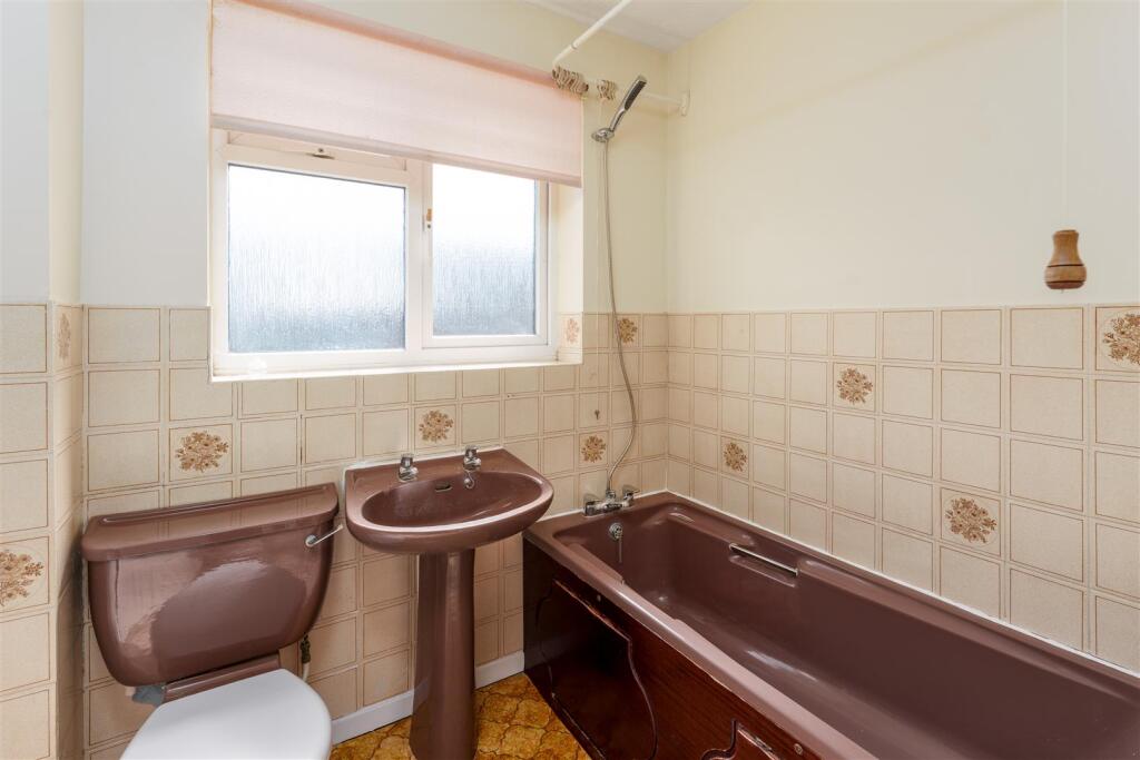 42 Gascoigne Way, Bloxham-25.jpg