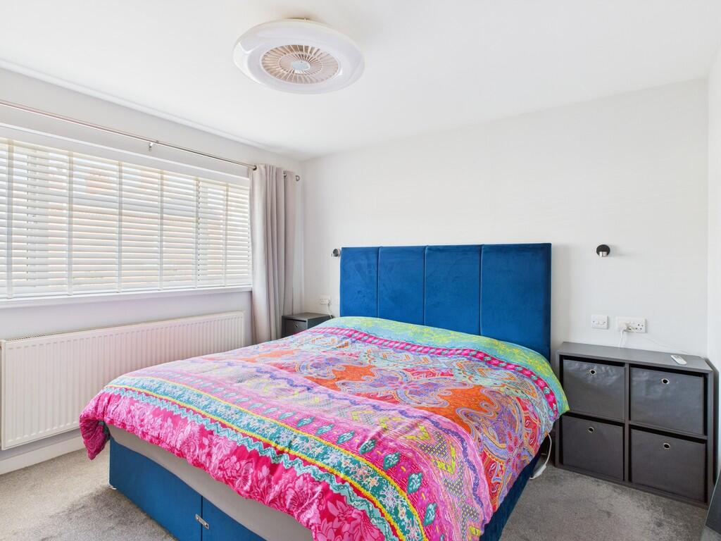 CAM04578G0-PR0006...