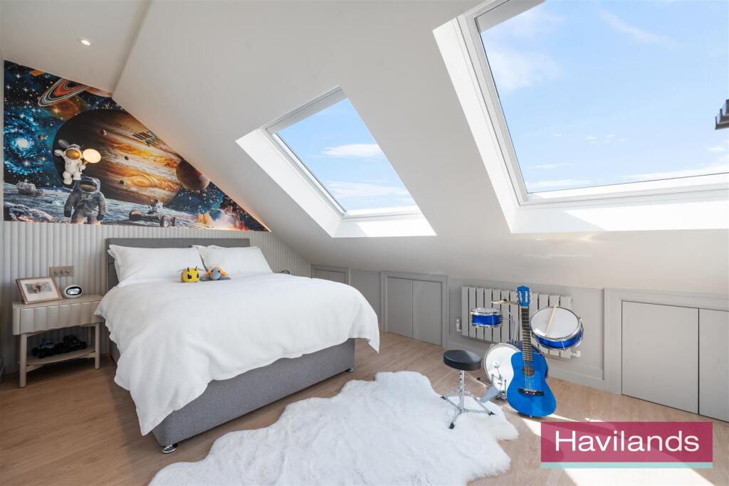 Queen Annes Grove-30.jpg