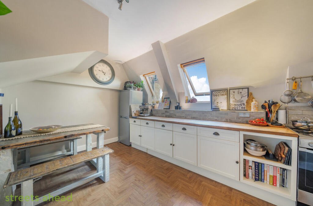 86876f4d-fa3d-4c7...