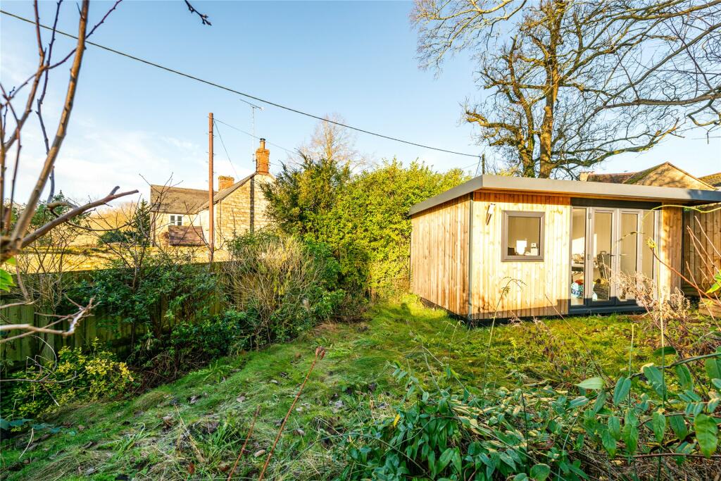 Garden/ Home Office