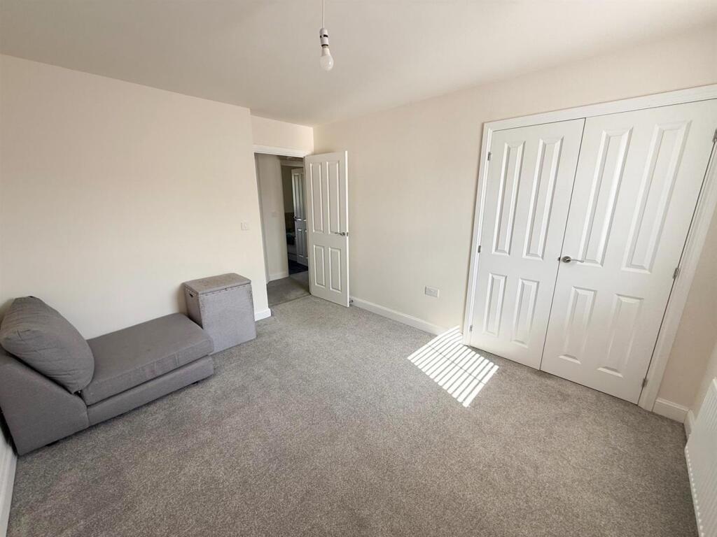 Three Bed Detached in Silsden 16.jpg