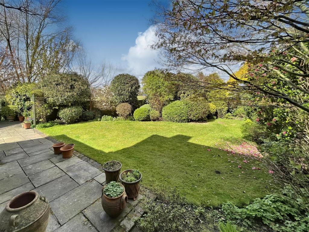 Gardens.jpg