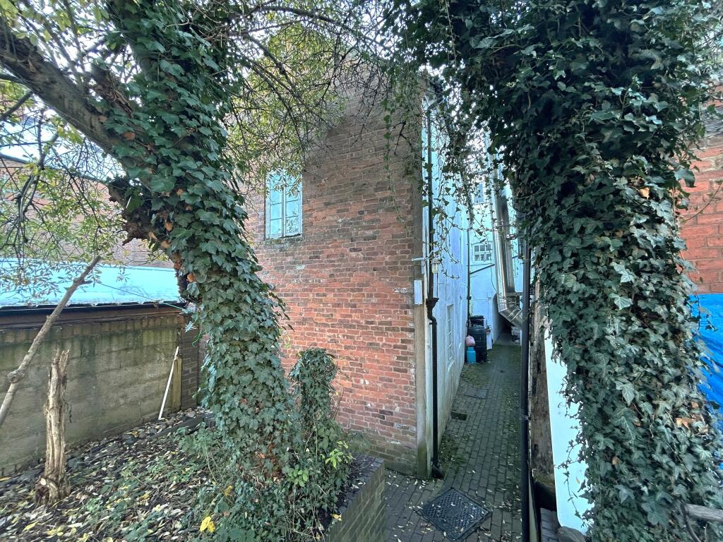 REAR ELEVATION