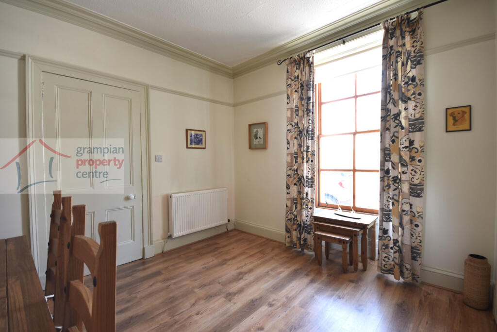 dining room .JPG
