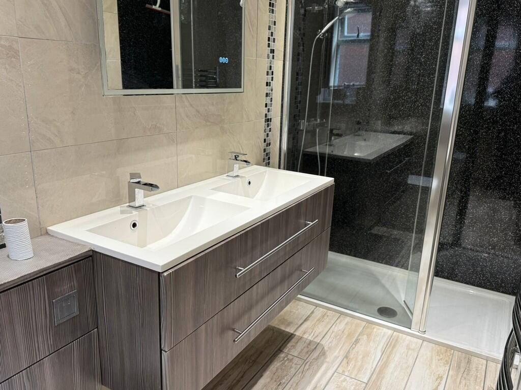 IMG-20250625-WA00...