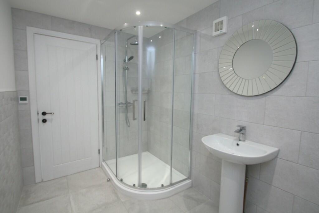 Family Shower Room