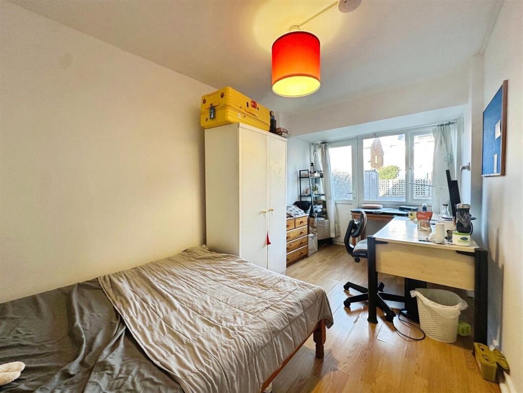 c54f2f9b--4260-9E10-F9F3002B81C2-63371-00002B9A2F5