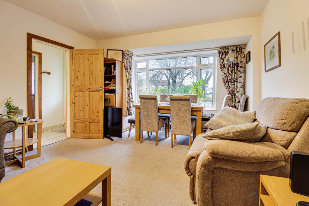 Living/Dining Room