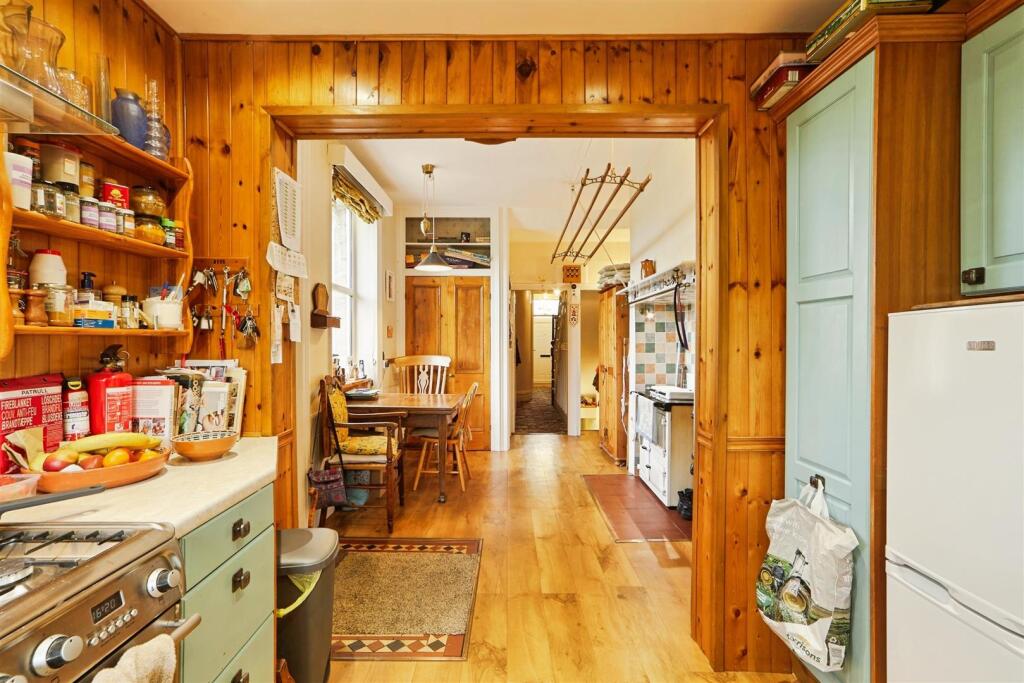 Dining Kitchen