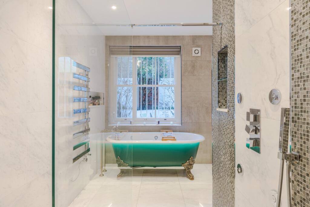 Picture No. 18