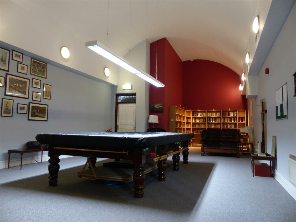 Snooker Room.jpg