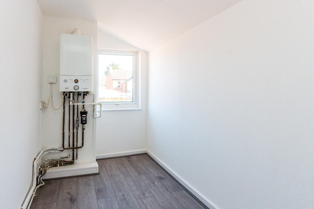 Bedroom 3/Box Roo...