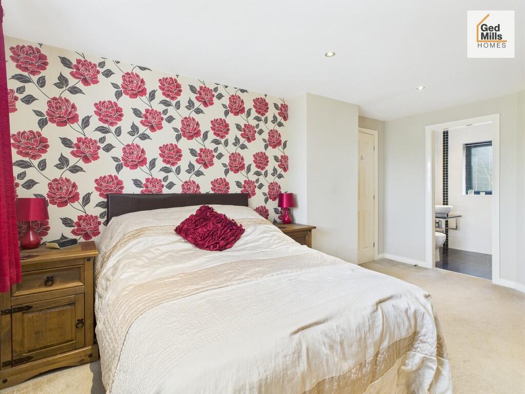 CAM04261G0-PR0077...