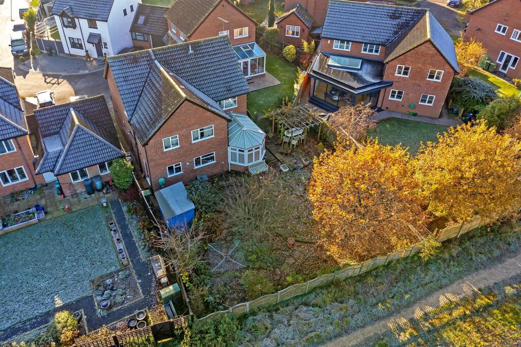 5PollicottClose-12.jpg