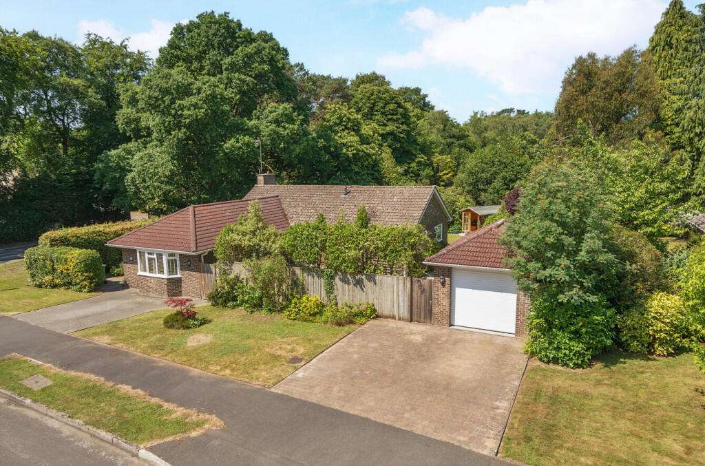 1311936-5-6853fa7...