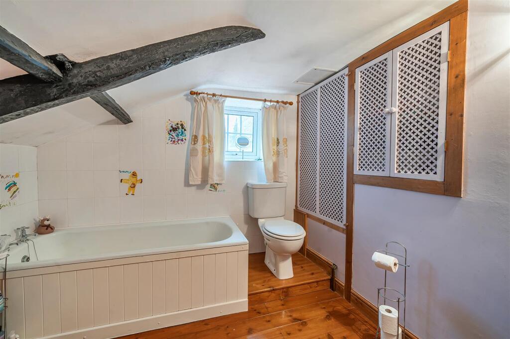 1Bathroom