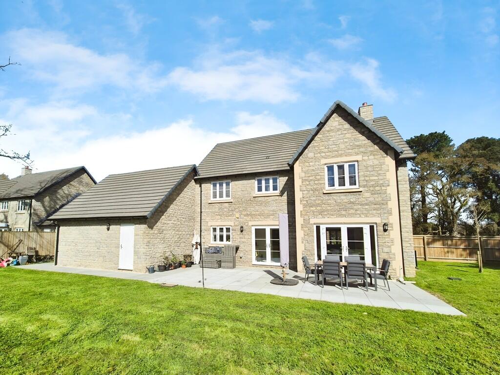 d0839926-10000252...