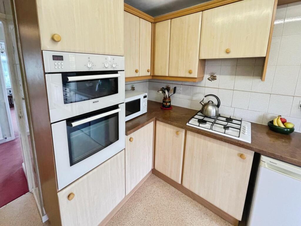 773ebdd6--4B9B-840A-B3CB7C7B52A4-71564-000009F1732