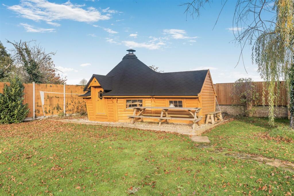 Strathcarron, 9a Twyford Avenue, Twyford-19.jpg