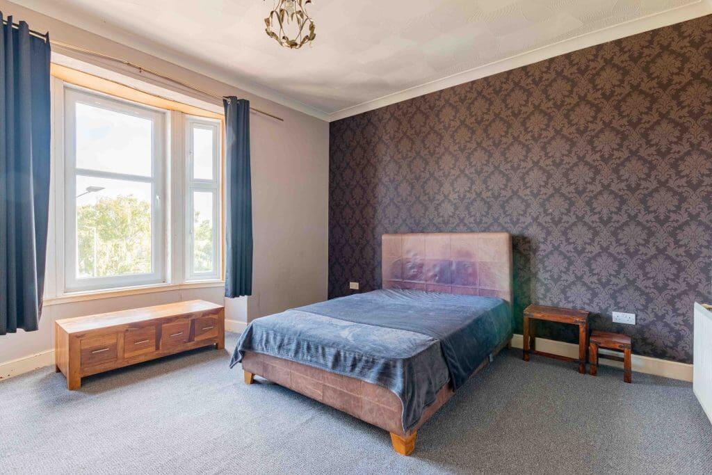 0942L Main Street, Falkirk, FK1 4QJ