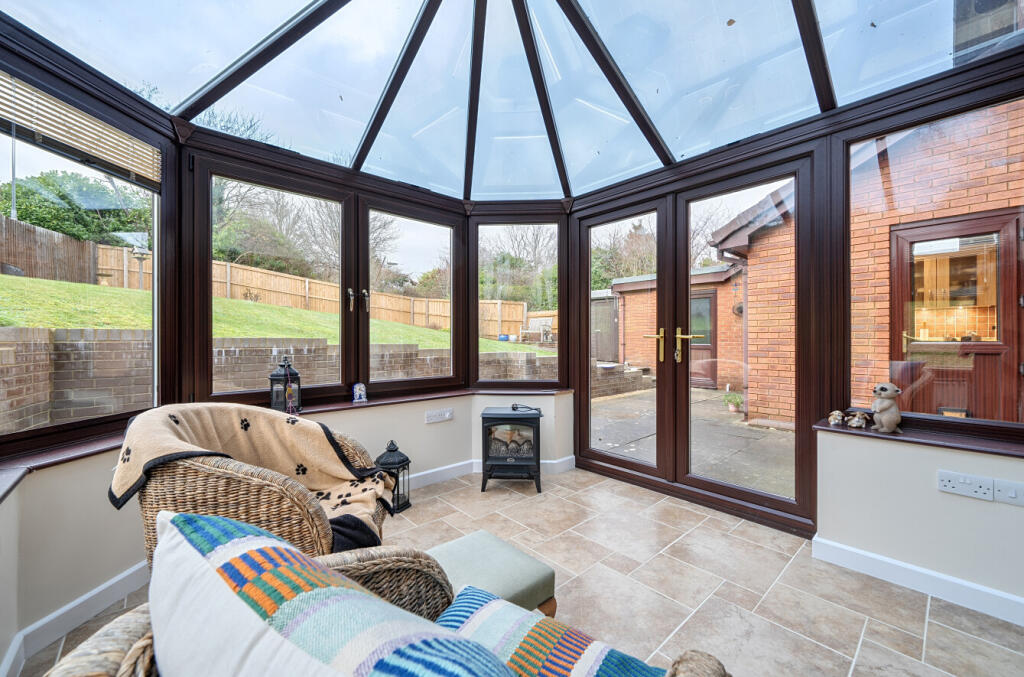 1388748-9-693aeb7...