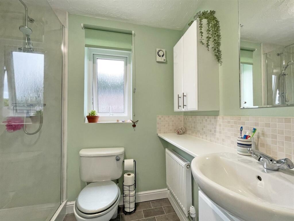 Warspite Gardens 10 - Bath.jpg
