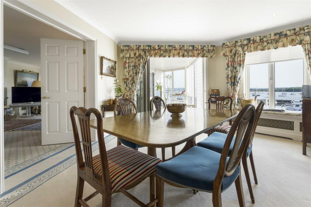 110 Moriconium Quay-25.jpg