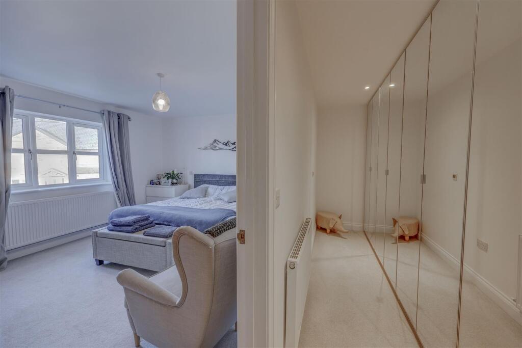 Dressing Room / Principal Bedroom