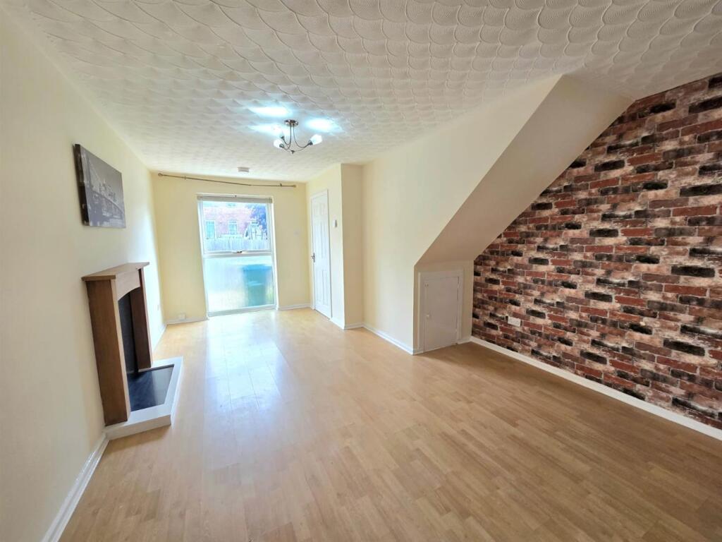 Lounge 3.jpeg