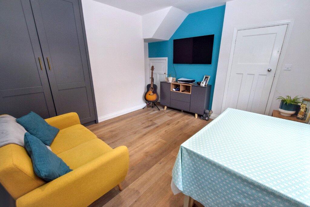 Dining/Family Room