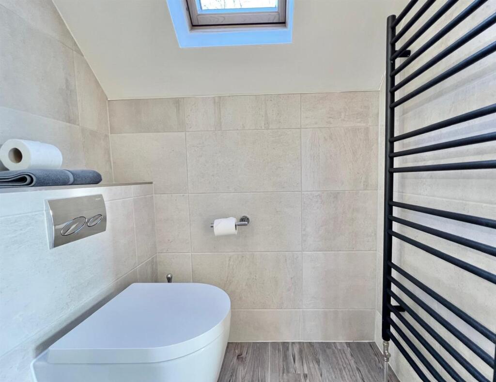 Bathroom.jpeg