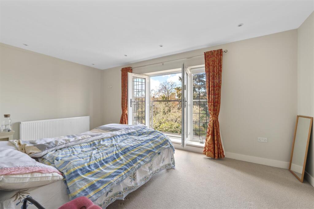 32 Holland Avenue,30.jpg
