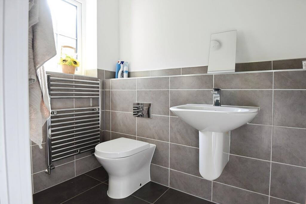 En suite Bedroom Two